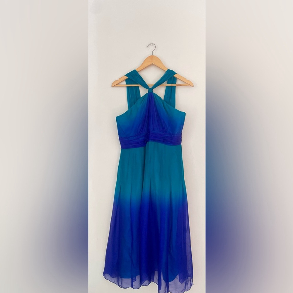 Jones New York Blue Teal Ombré
Halter Flowy 100% silk Dress - Picture 10 of 11